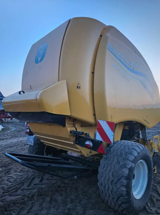 Prasa New Holland Roll-Belt 180 - Prasa - foto 3
