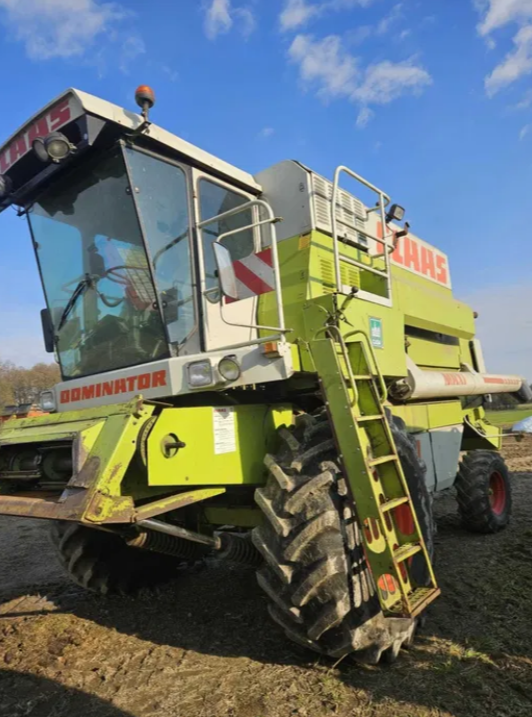 Kombajn Claas Dominator 98 maxi - Kombajn - foto 3