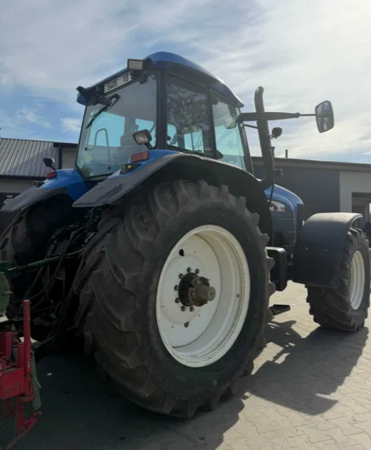Ciągnik New Holland TM 190 - Ciągnik - foto 4